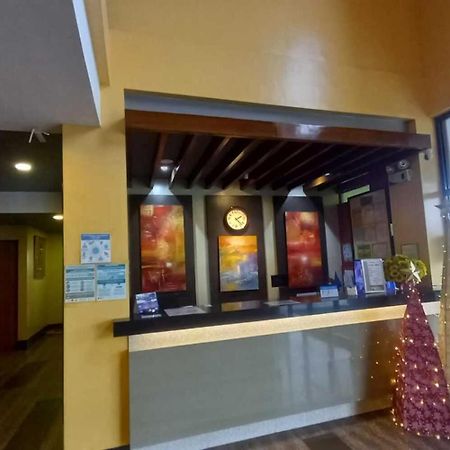 Oyo 1037 Lendes Tourist Inn Main Нага Экстерьер фото