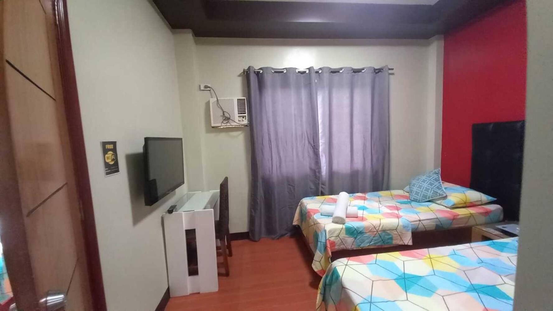 Oyo 1037 Lendes Tourist Inn Main Нага Экстерьер фото